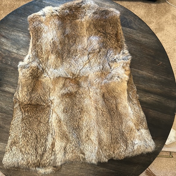 Micheal Kors fur vest - Picture 3 of 4
